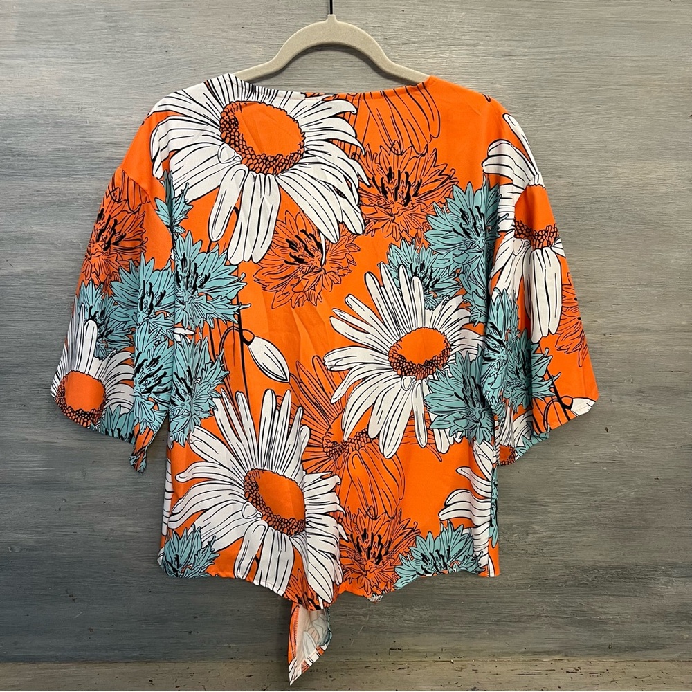 Sucrefas Orange Large Daisy Print Front Tie Short Sleeve Blouse Large NWT - Picture 6 of 7
